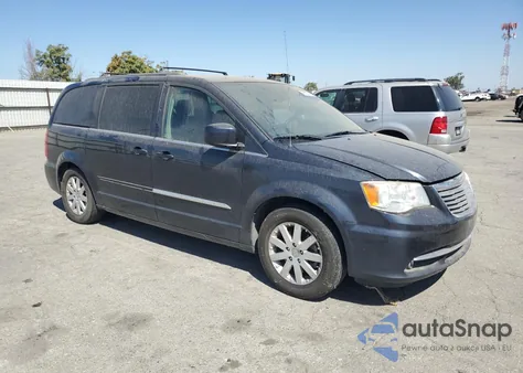 2014 Chrysler Town & Country Touring from USA, damaged, VIN 2C4RC1BG3ER444095